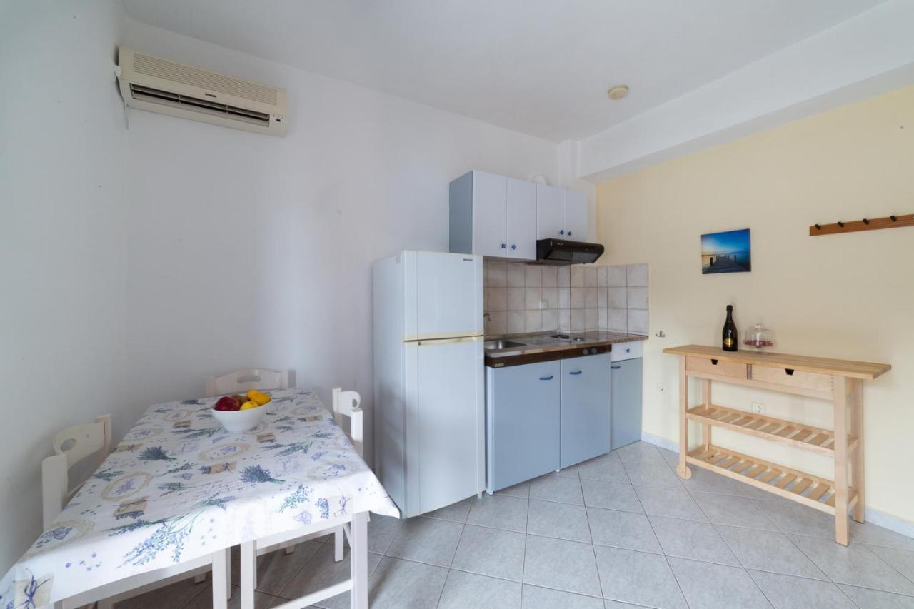 Natassa Apartments Agia Efimia Exterior foto